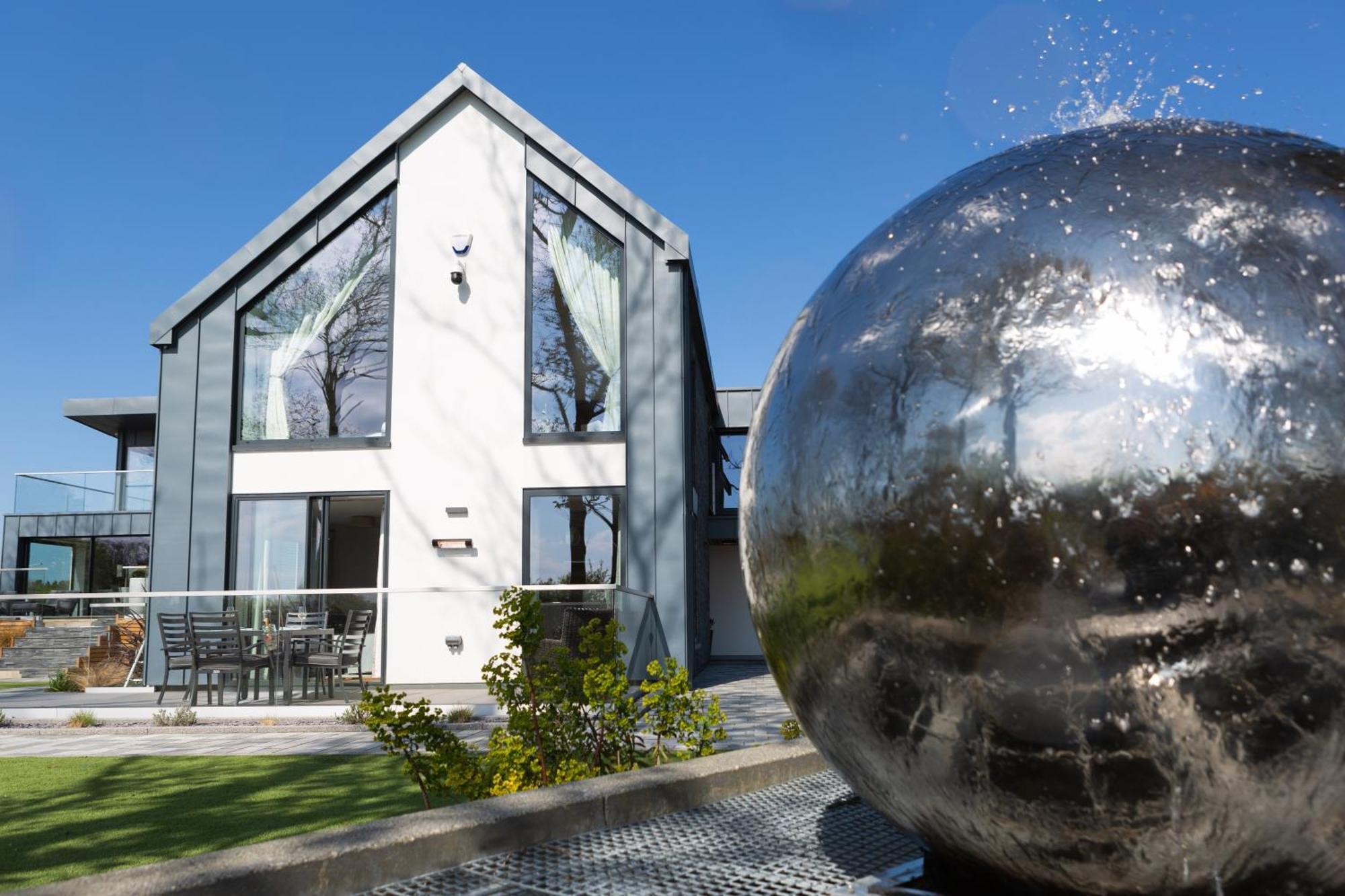Dafarn Newydd Lodge Клангефни Екстериор снимка